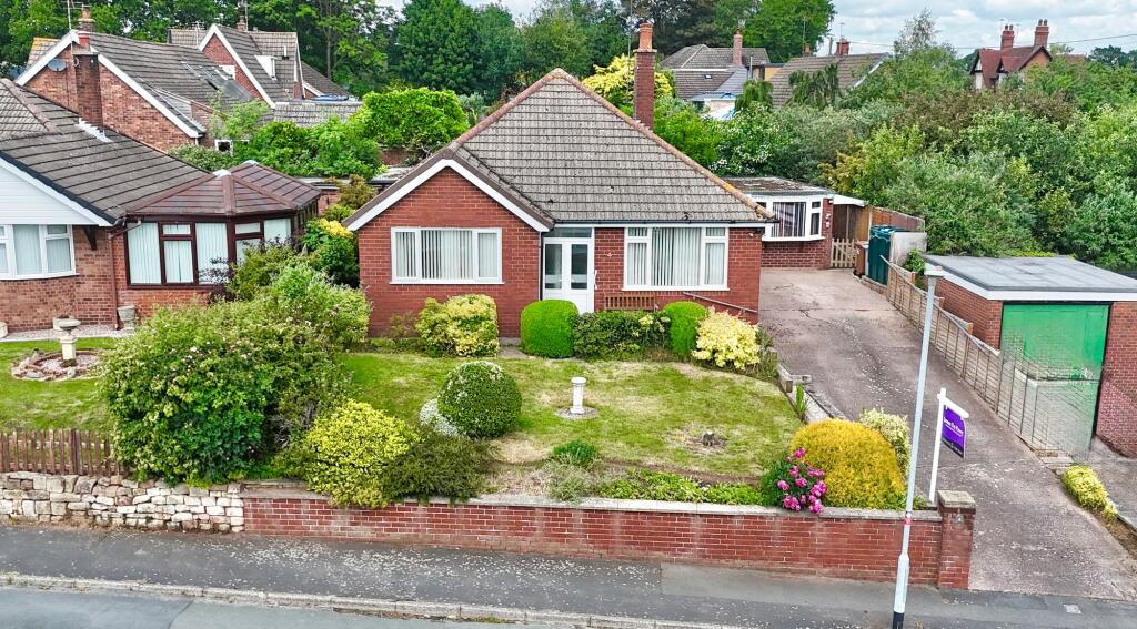 3-bed house on Hillary Drive, Audlem, CW3, £290,000