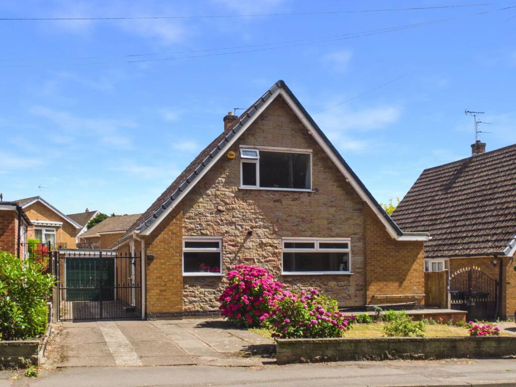 Main image of property: Willow Lane, Gedling, Nottingham