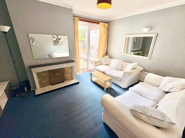 House in Southampton - View 4