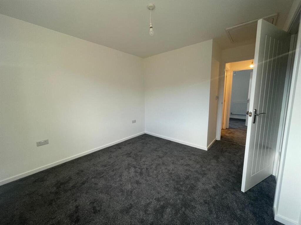 House in Wantage, Wellington Gate, Grove - View 4