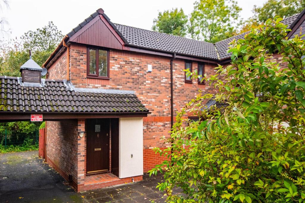 Saunders Mews, Chorley