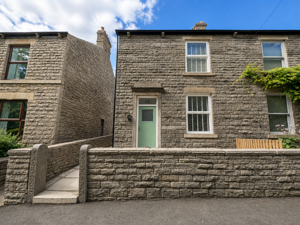 3 bedroom semi-detached on High Lea Road