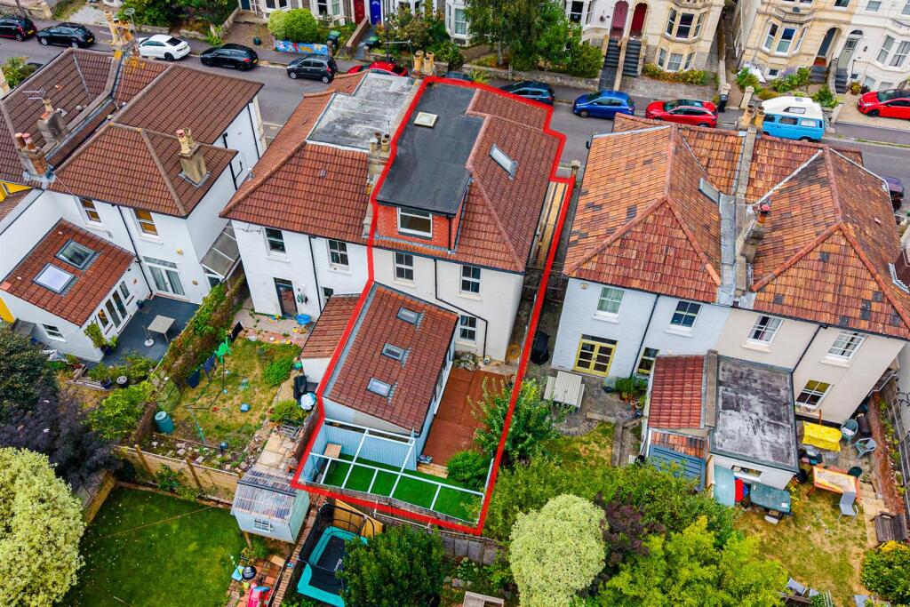 House in Bristol - View 3
