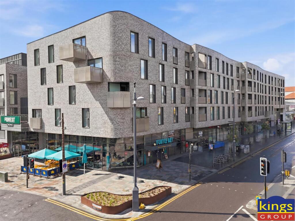 Main image of property: Hoe Street, London