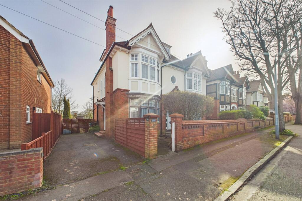 Main image of property: Laburnham Road, Maidenhead, Berkshire, SL6