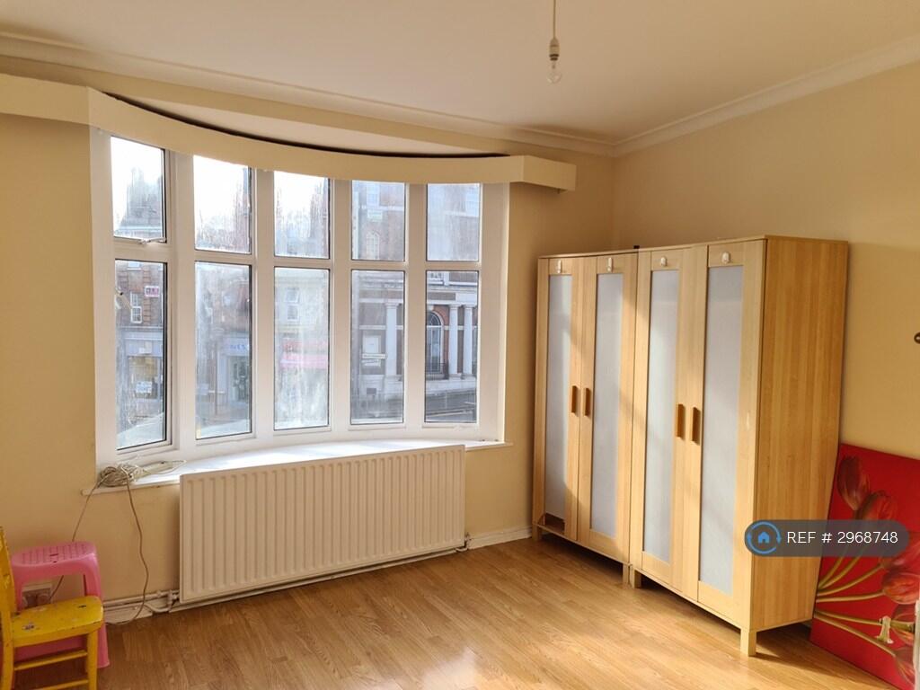 Main image of property: Finchley Lane, London, NW4