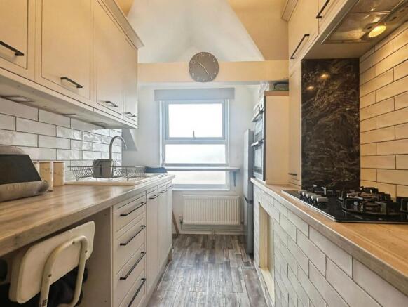 Flat 2 Kitchen