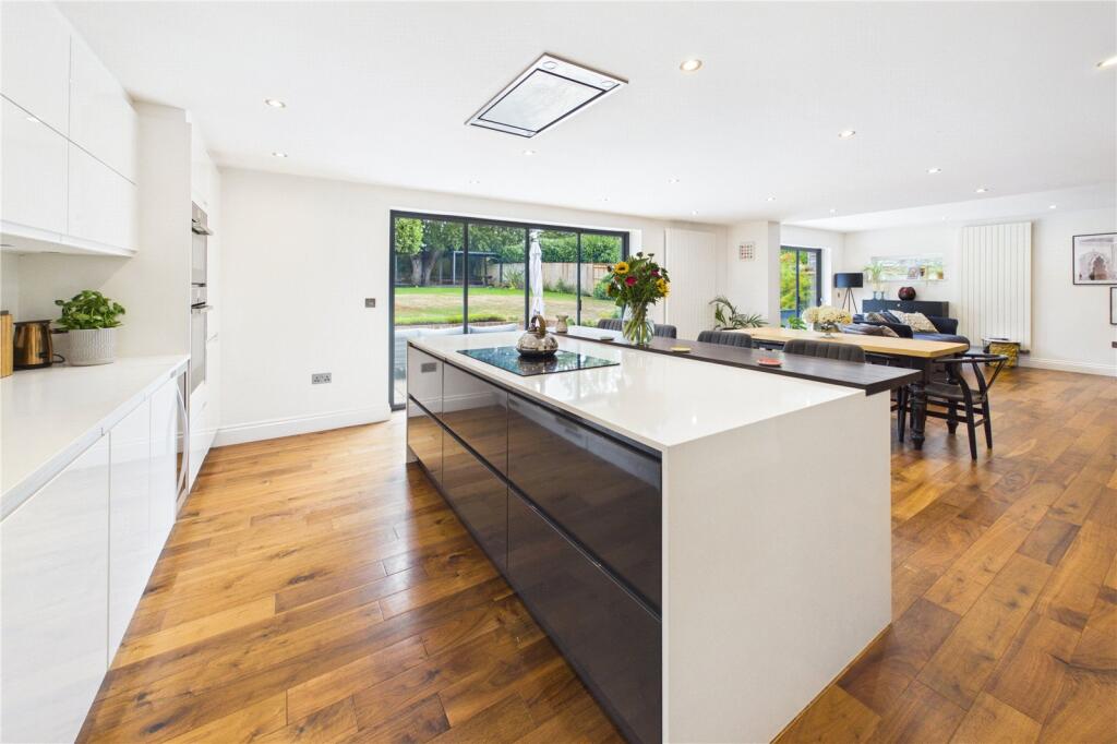 House in Purley on Thames, West Berkshire - View 5