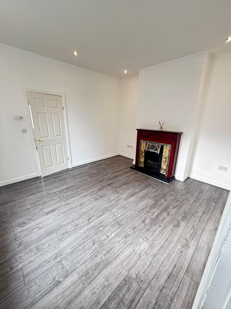 House in Lincoln, Lincolnshire - View 4