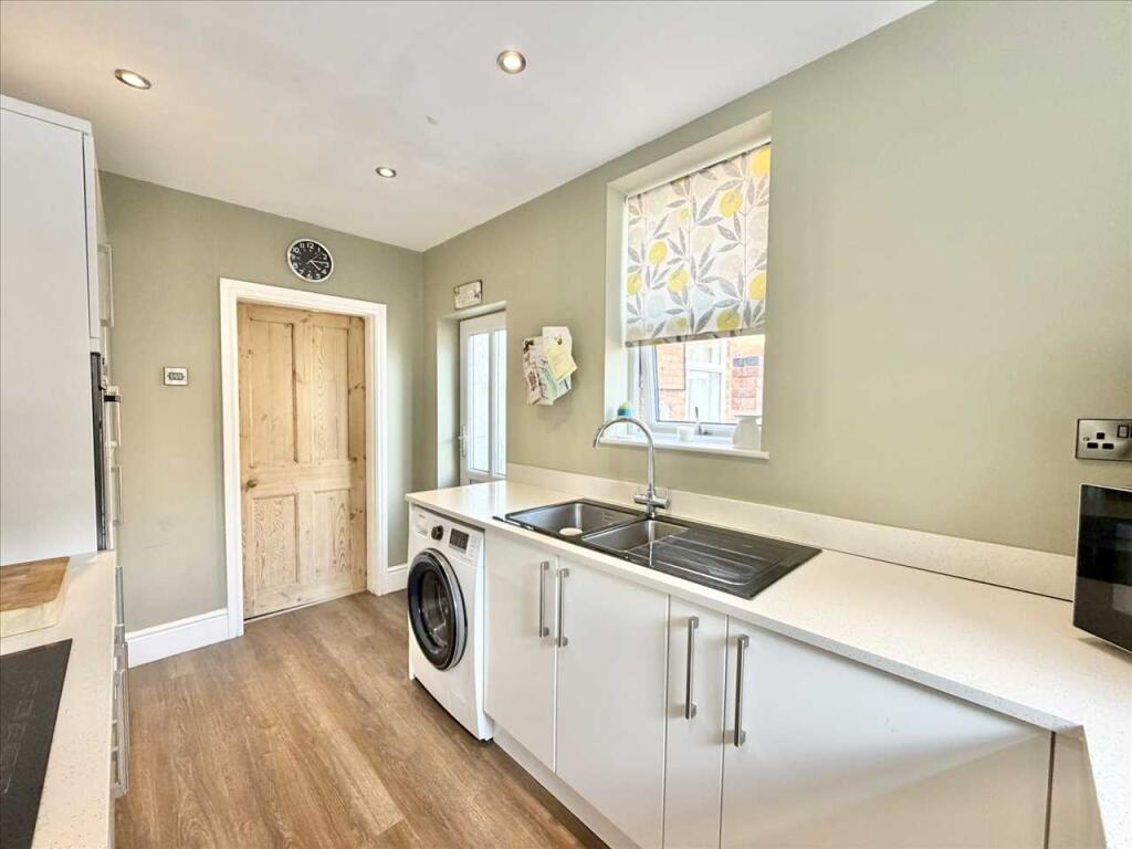 House in Rushcliffe, Ruddington - View 4
