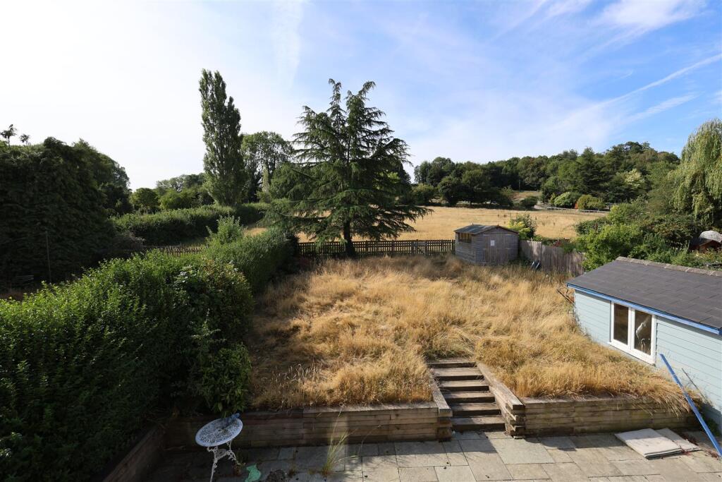 House in Sevenoaks, Sundridge with Ide Hill - More