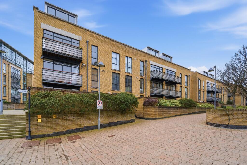 Main image of property: Town Meadow, Brentford