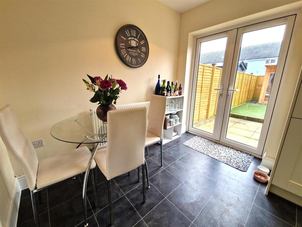 Wayfarer Close, Haywood Village - ENSUITE TO MASTER - View 5
