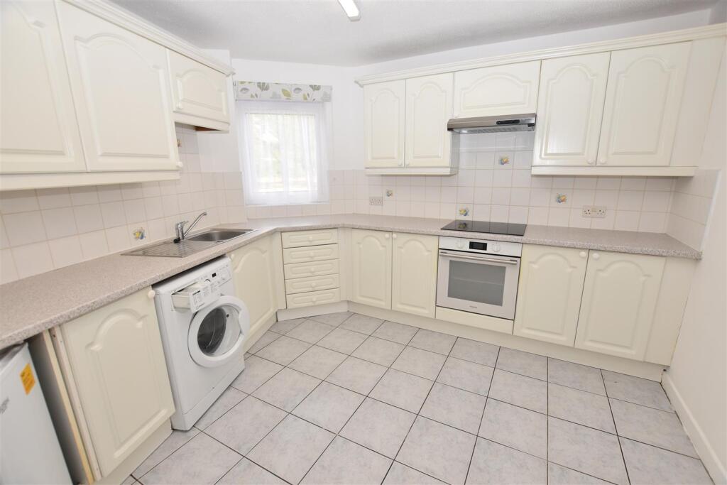 Apartment in Chelmsford, South Woodham Ferrers - View 4