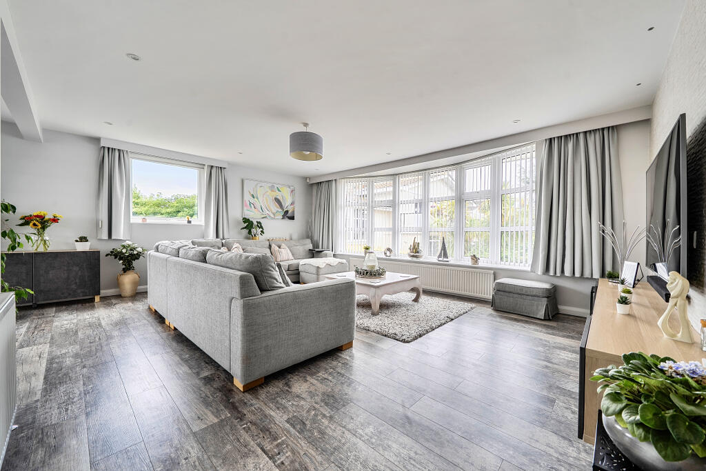 House in Portsmouth - View 3