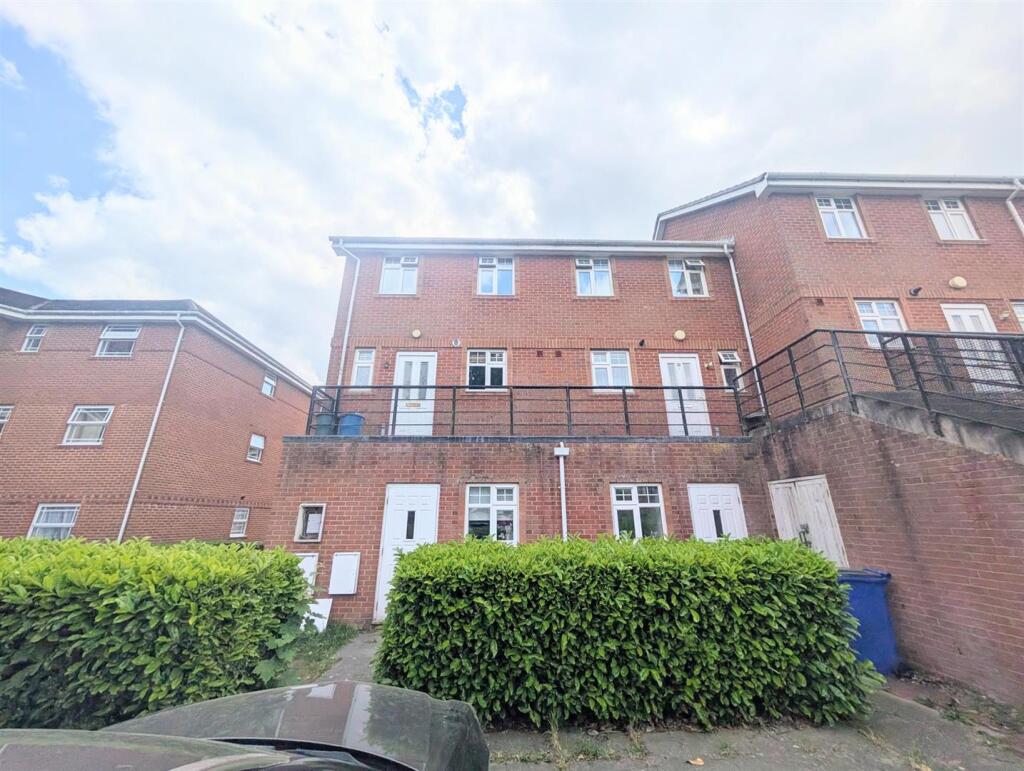 Main image of property: Pirelli Way, Eastleigh