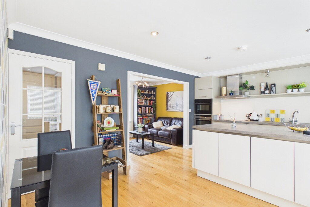 House in Lincoln, Whitton Park, Ermine West - View 5