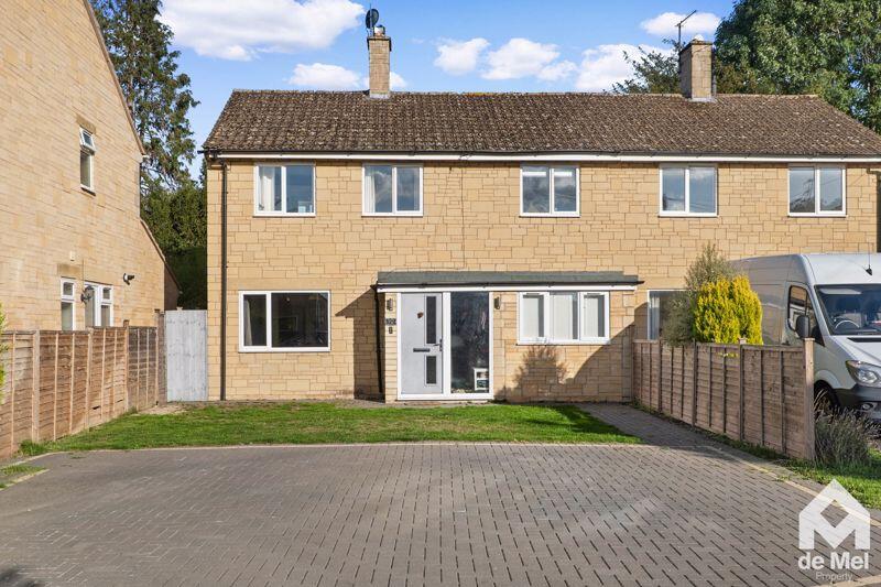 Main image of property: Oak Gardens, Bredon, Gloucestershire, GL20
