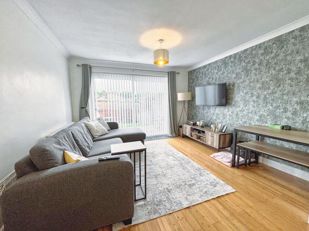 House in Redhill - View 4