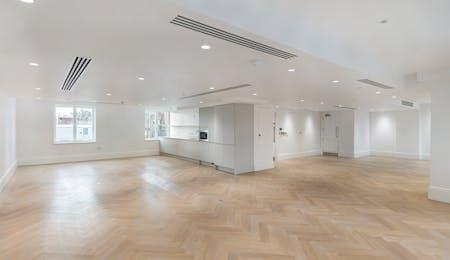 100926-51-sloane-street3