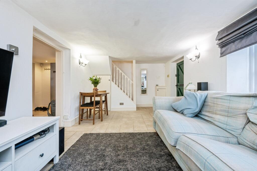 House in Little Kingshill, Great Missenden - View 4