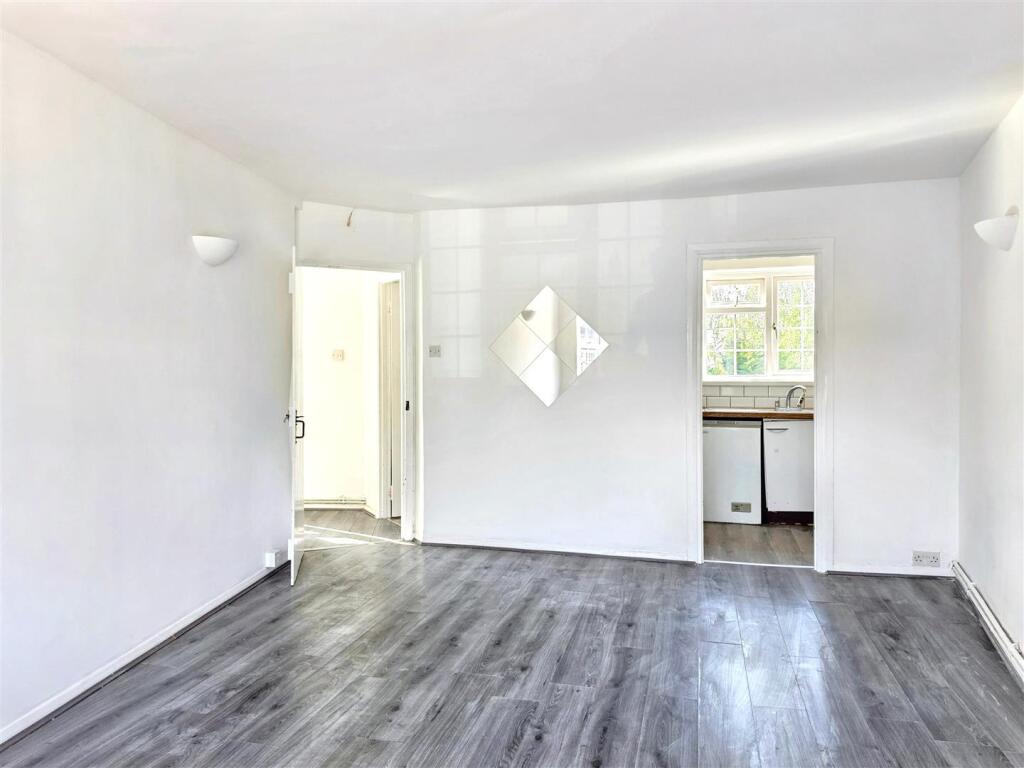 Main image of property: Ivy House Road, Ickenham, Uxbridge