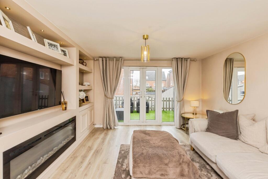 Dunlop Avenue, Leeds, West Yorkshire, LS12 photo 3