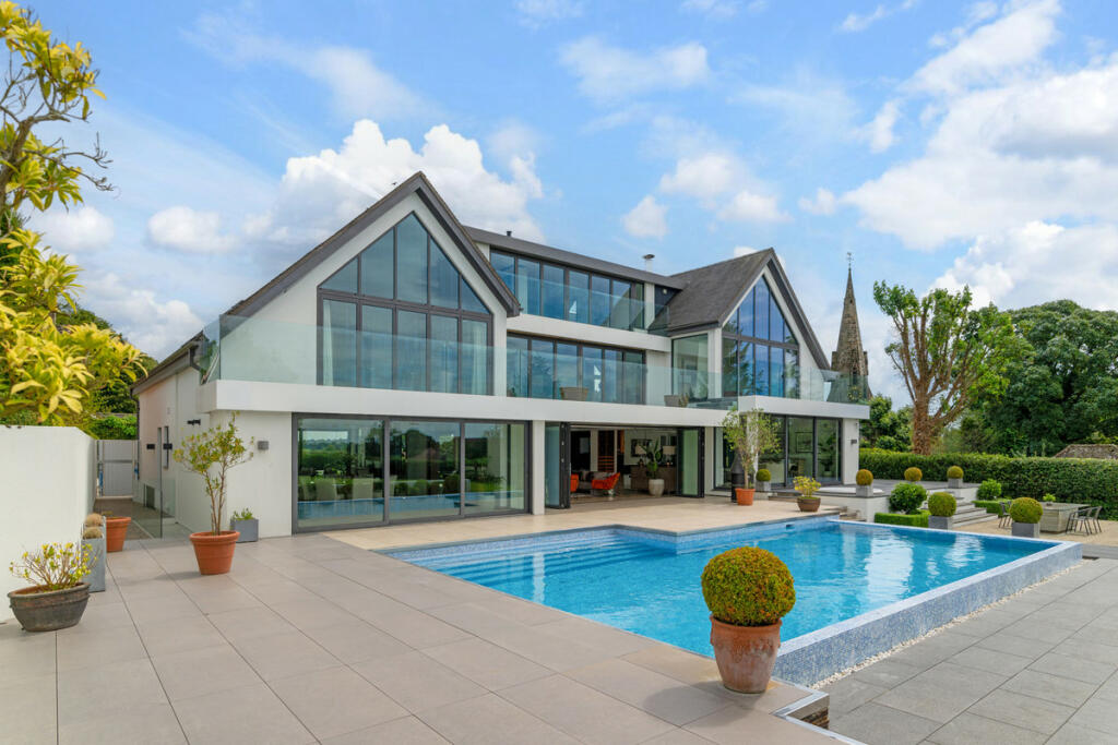 Main image of property: The Common, Derby, Quarndon DE22 5JY