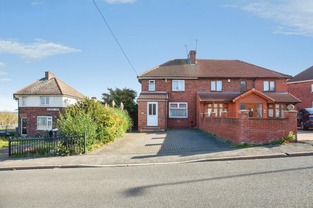 1-bed semi-detached on Halsbury Road, Eastwood, ROTHERHAM, £125,000