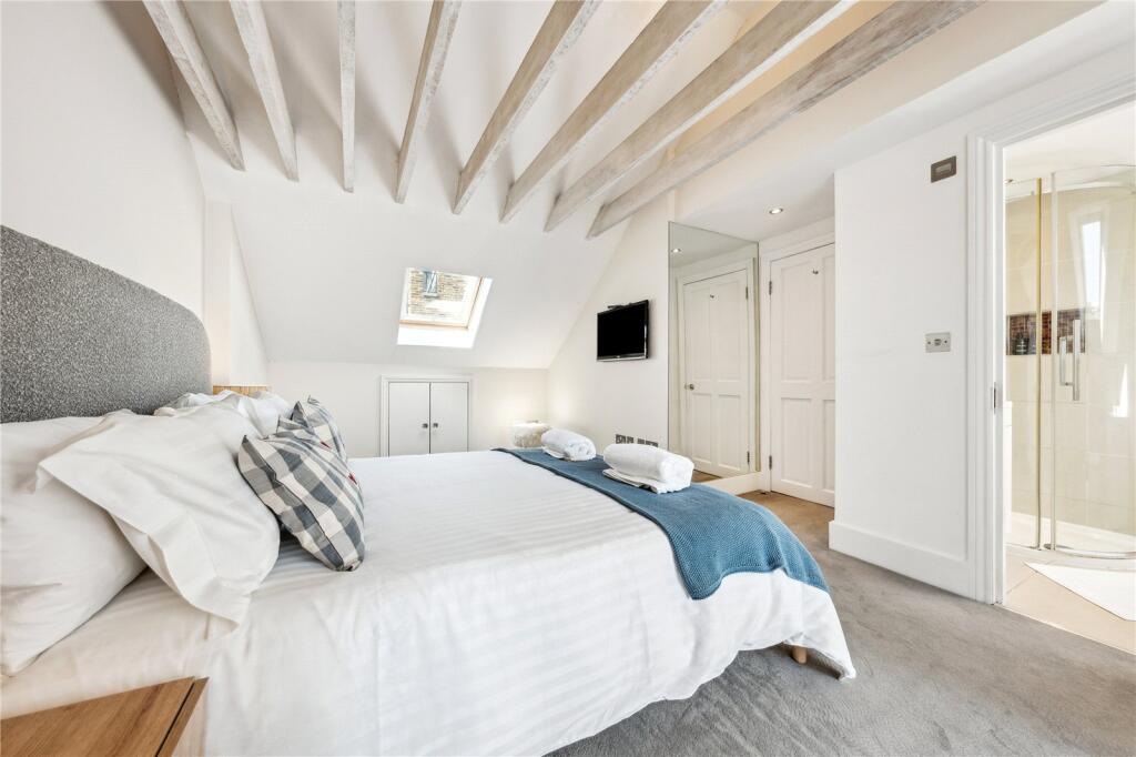 Apartment in London - View 4