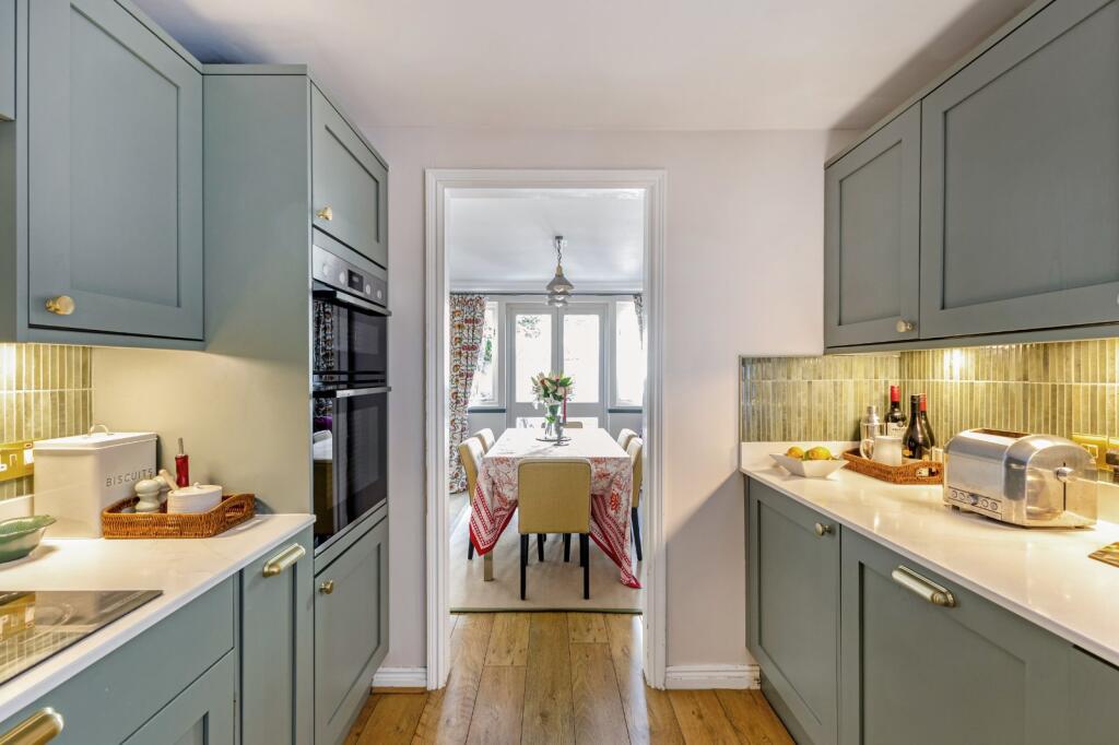 House in London - View 4