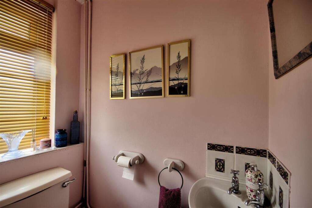 Main image of property: Keel Gardens, Tunbridge Wells