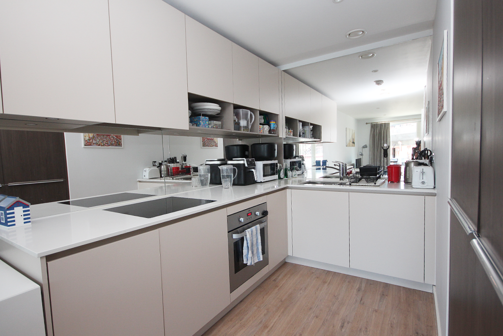 Apartment in London - View 3