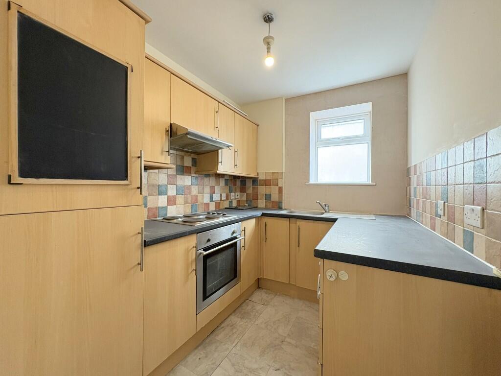 4-bed terraced on Albert Terrace, Higher Walton, Preston PR5, £195,000