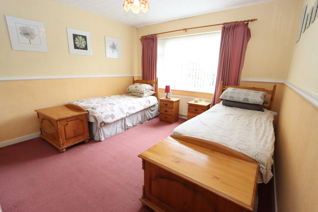 House in North Tyneside, Monkseaton - More