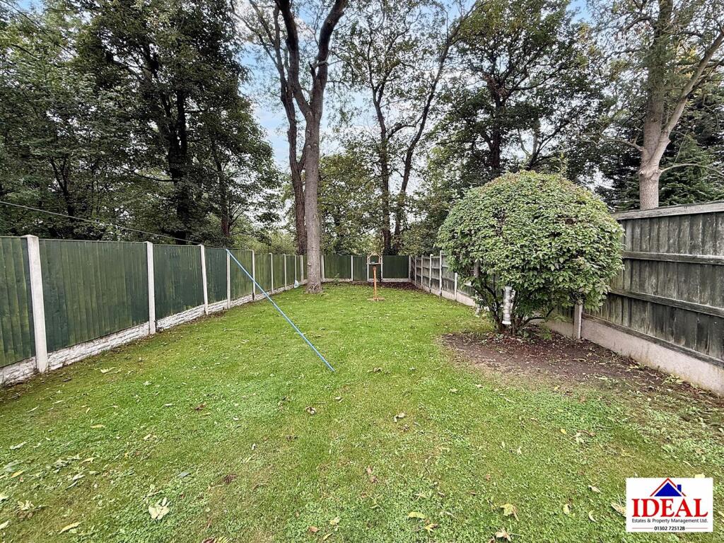 The Park, Woodlands, Doncaster photo 2