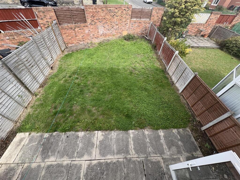 House in Kirklees, West Yorkshire - More