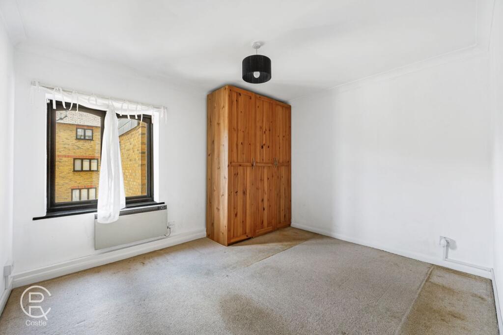 Apartment in London, Hanwell - More