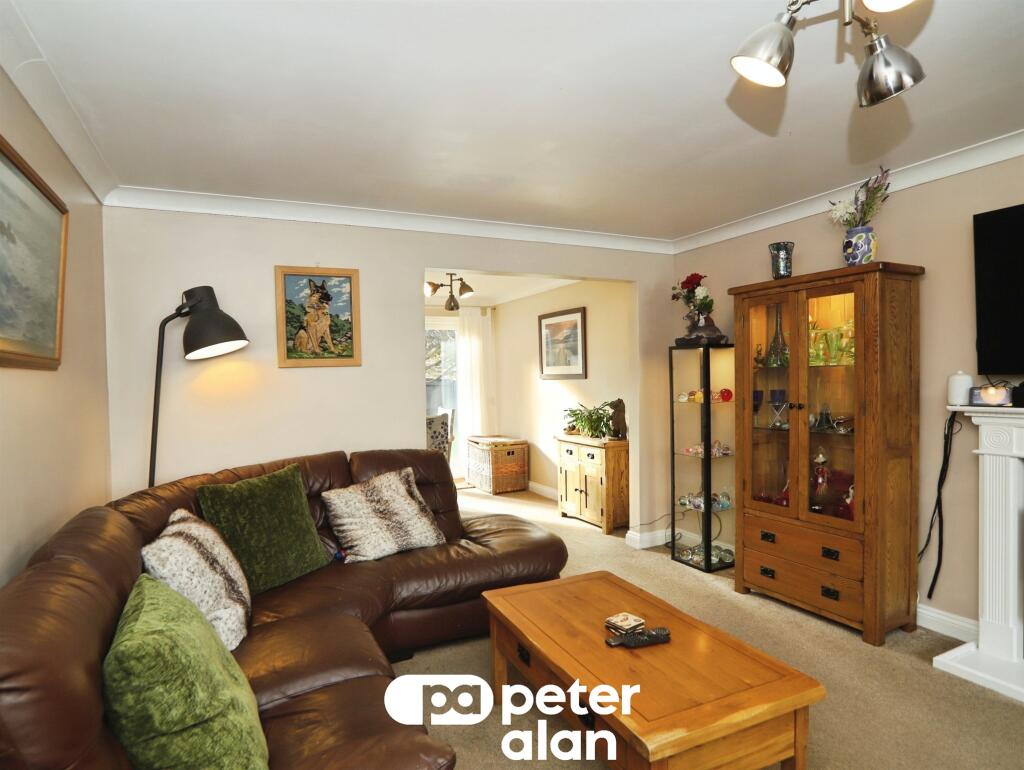 House in Cardiff, Gelligaer - View 3