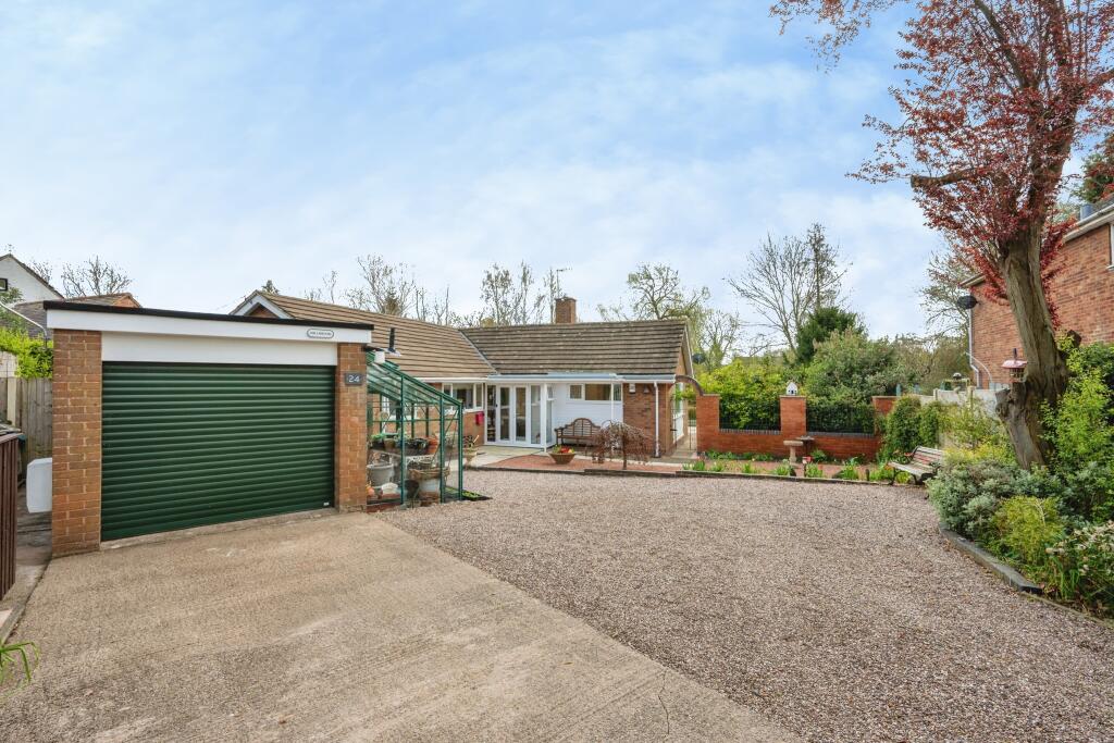 Main image of property: 24 Old Road North, Kempsey, Worcester, WR5