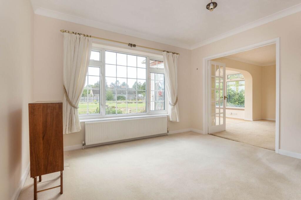 Fakenham Road, Great Witchingham photo 4