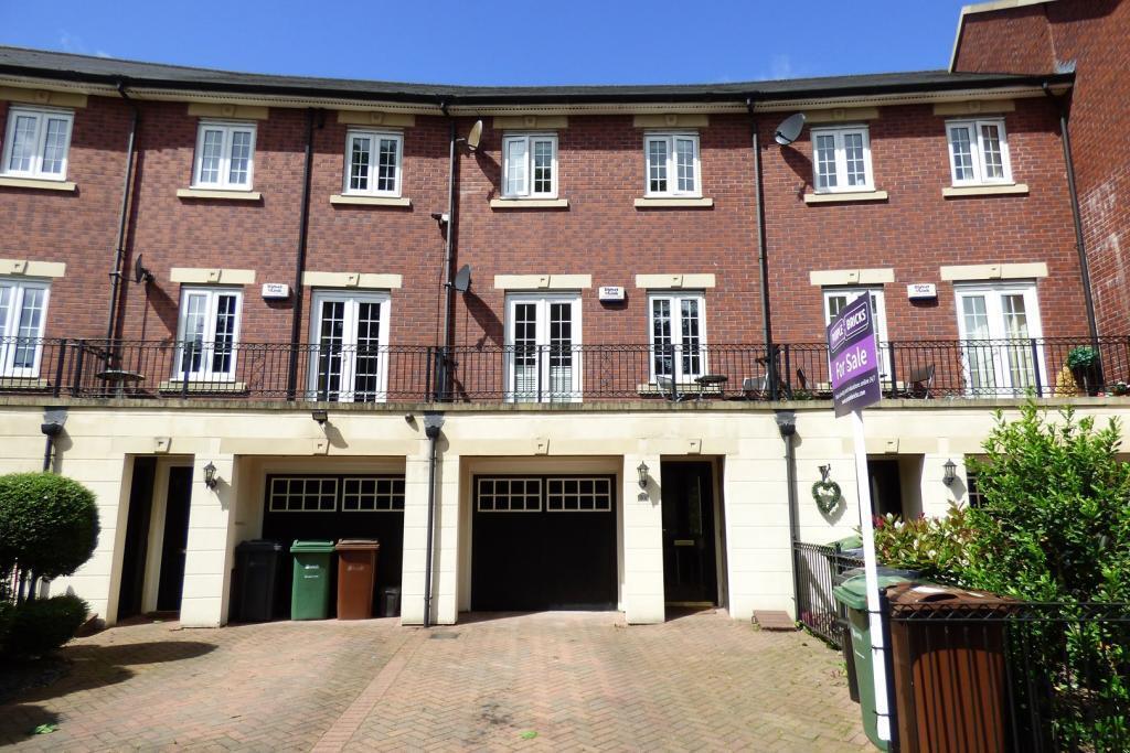 Main image of property: Castle Lodge Avenue, Rothwell, Leeds