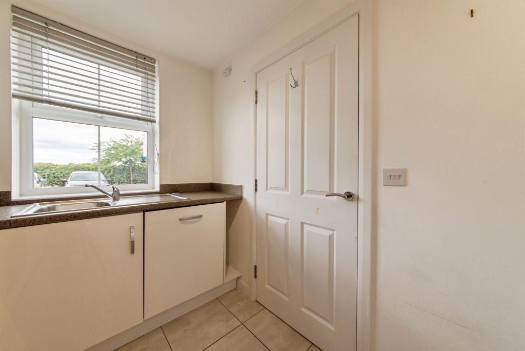 Selemba Way, Greylees, Sleaford - View 6