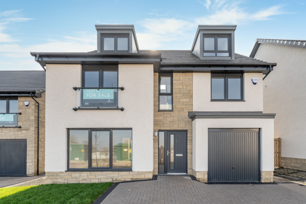 Main image of property: Bo'ness, 
EH51 9JG
