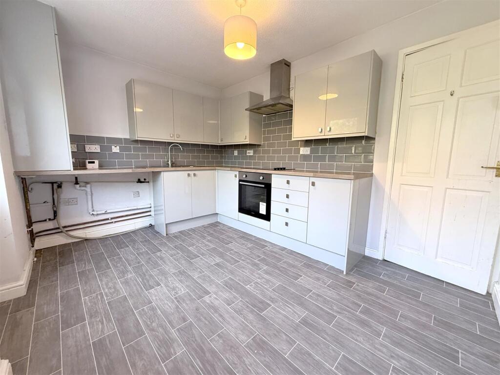 House in Rushcliffe, Nottinghamshire - View 5