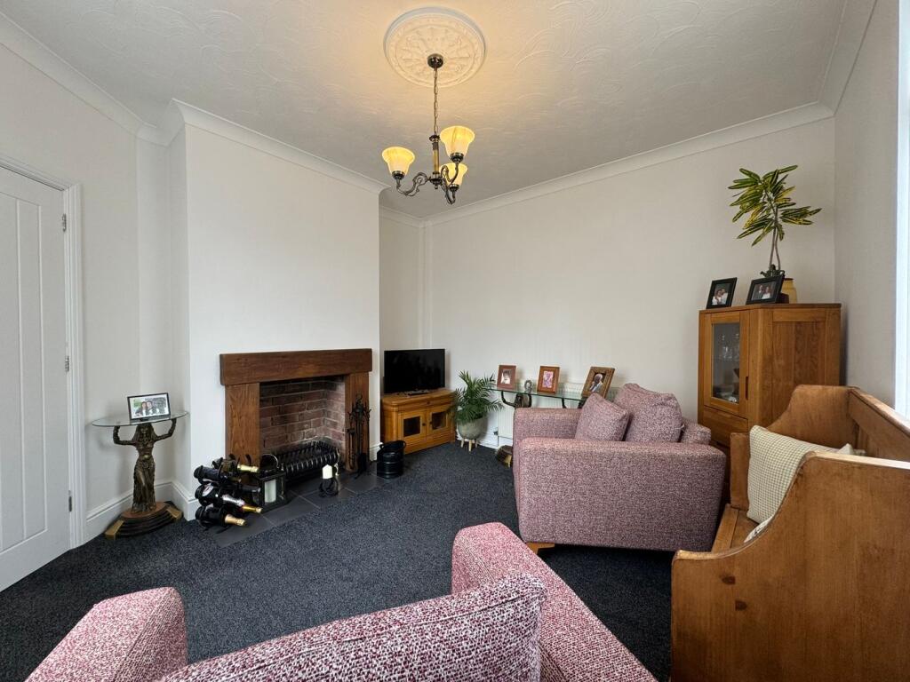 House in East Staffordshire, Rolleston on Dove - View 5
