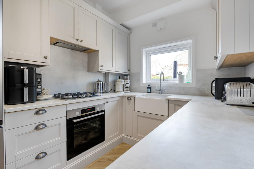 House in Tonbridge - More