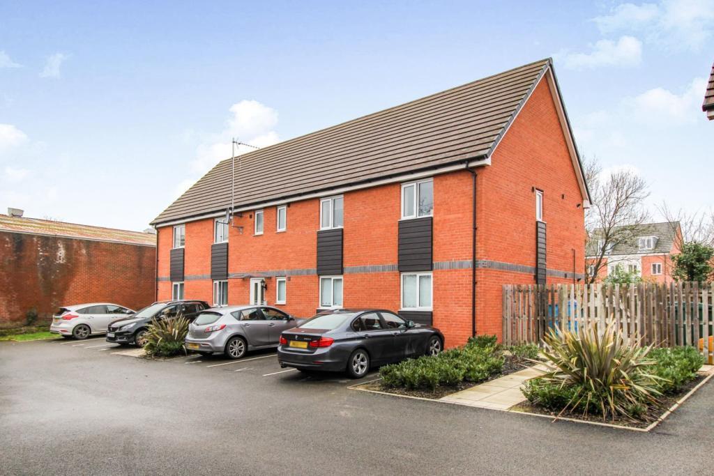 Main image of property: Henton Court, Coventry