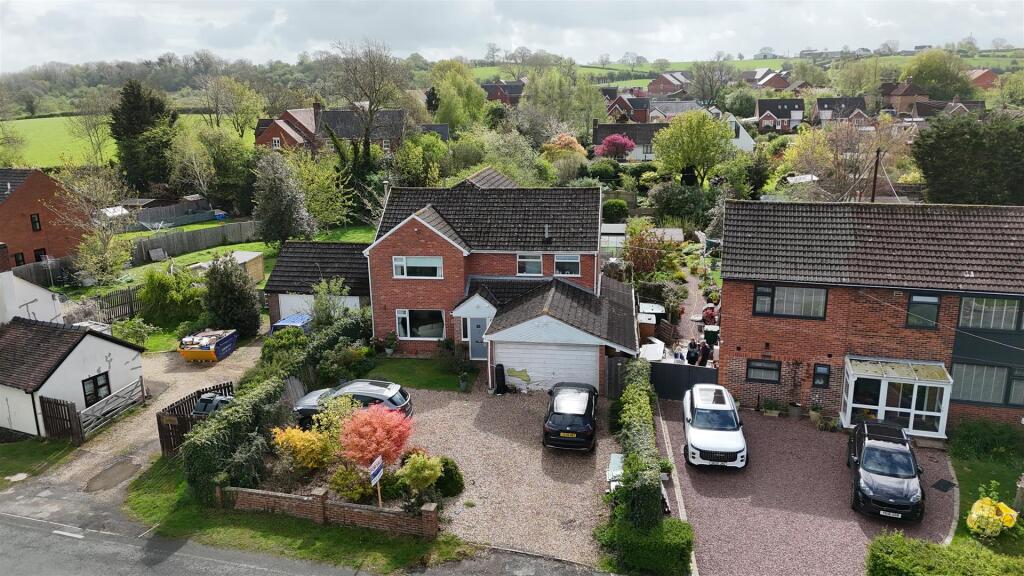 Main image of property: Broad Street, Hartpury