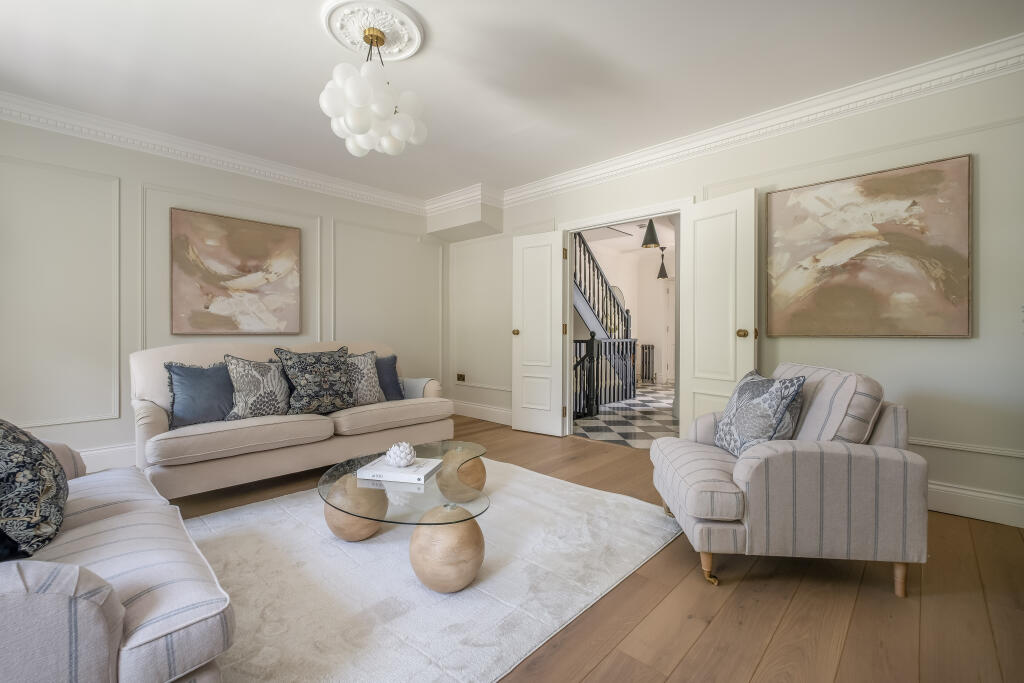 House in London - View 4